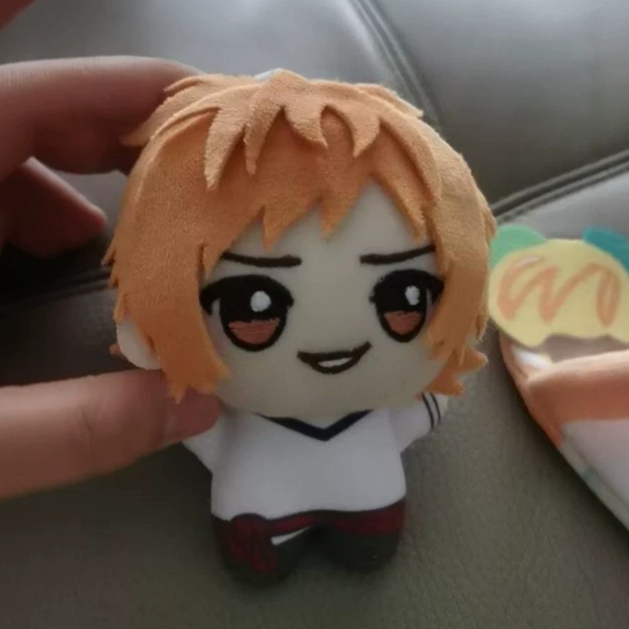 10cm Fushimi Saruhiko Plüschti – Cosplay Plushie Prop Bewertung und Preis