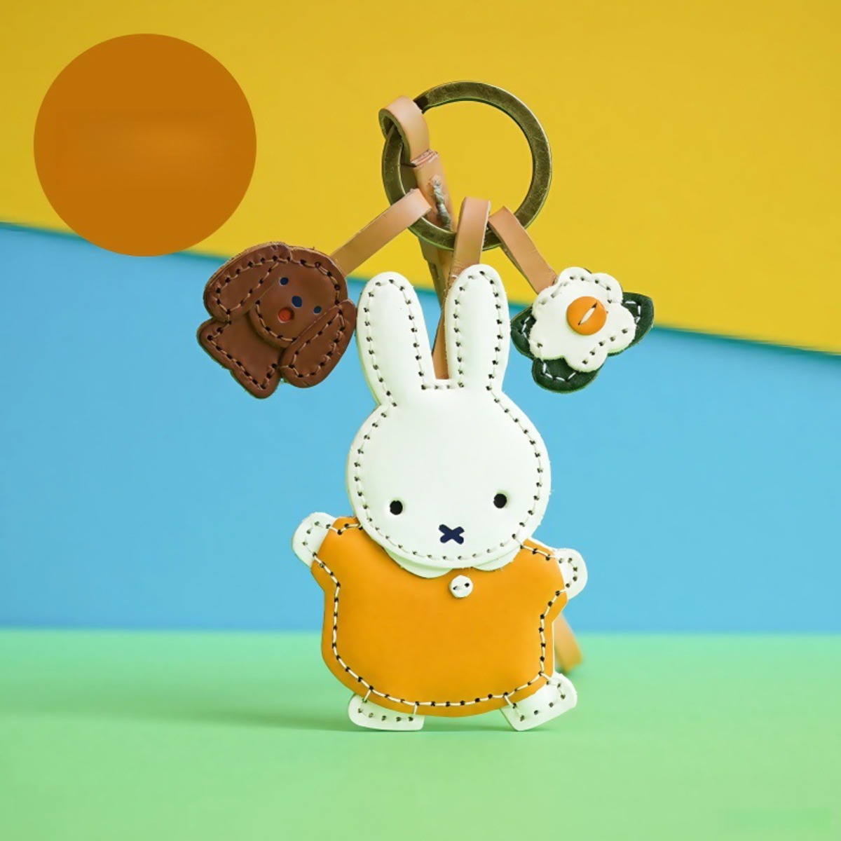 Kawaii Miffy Schlüsselanhänger – Cosplay Fire Prop Bewertung und Preis
